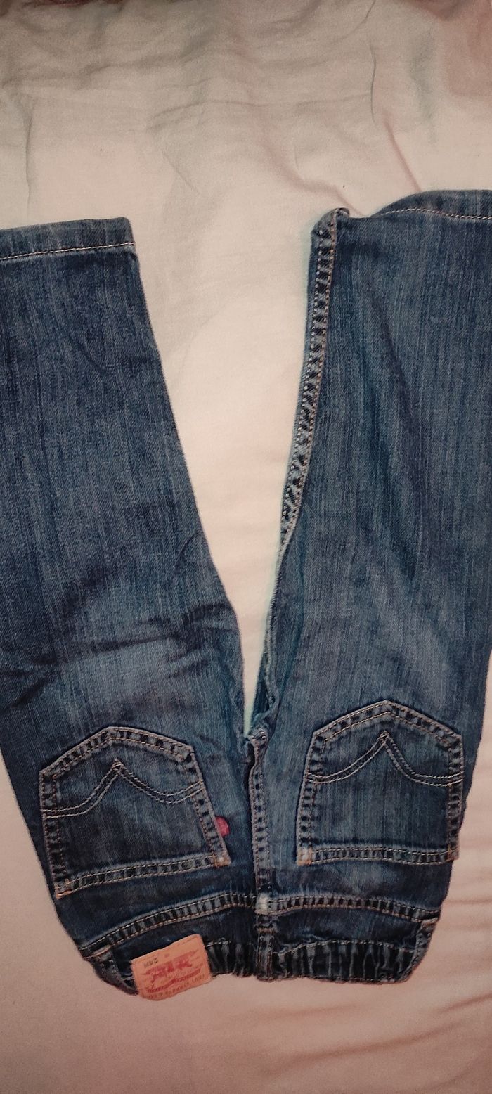 Jean Levi's - photo numéro 3