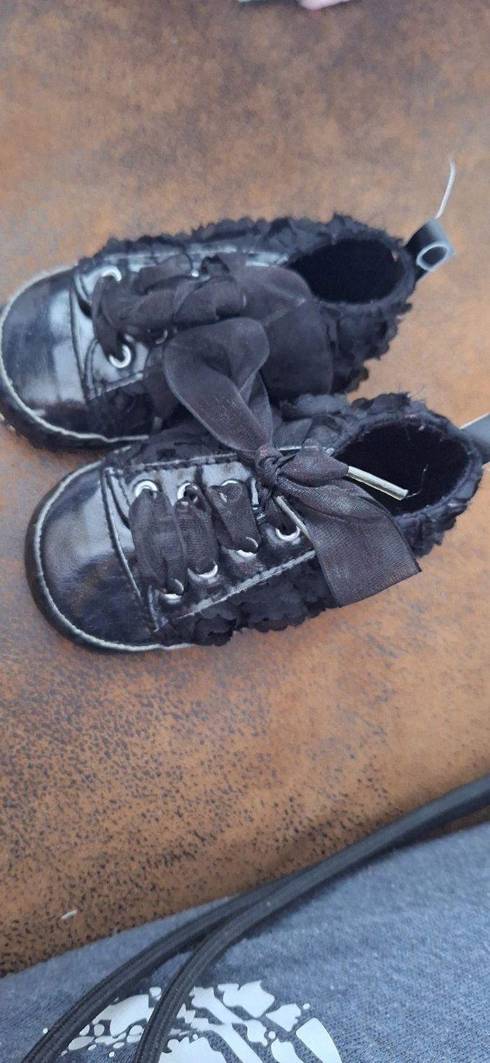 Chaussures bebe - photo numéro 3