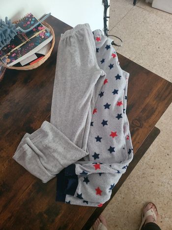 2 bas de pyjama 10/11 ans E10