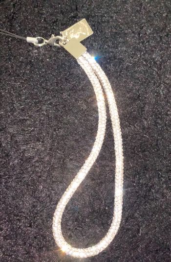 Lanière pour téléphone coloris argenté