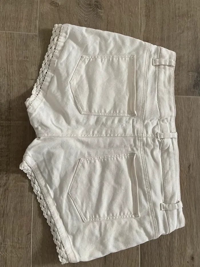Short blanc h&m 34 - photo numéro 3
