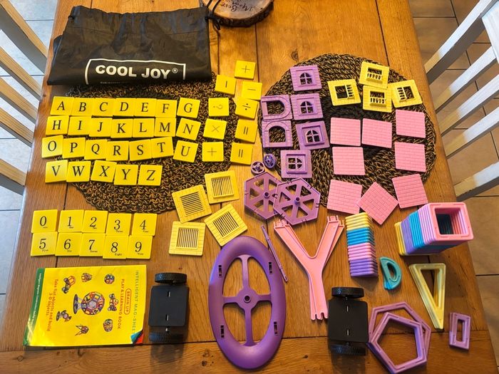 Ensemble blocs magnétiques