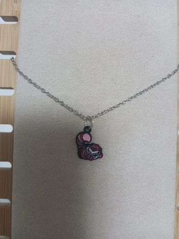 Collier alice aux pays des merveilles