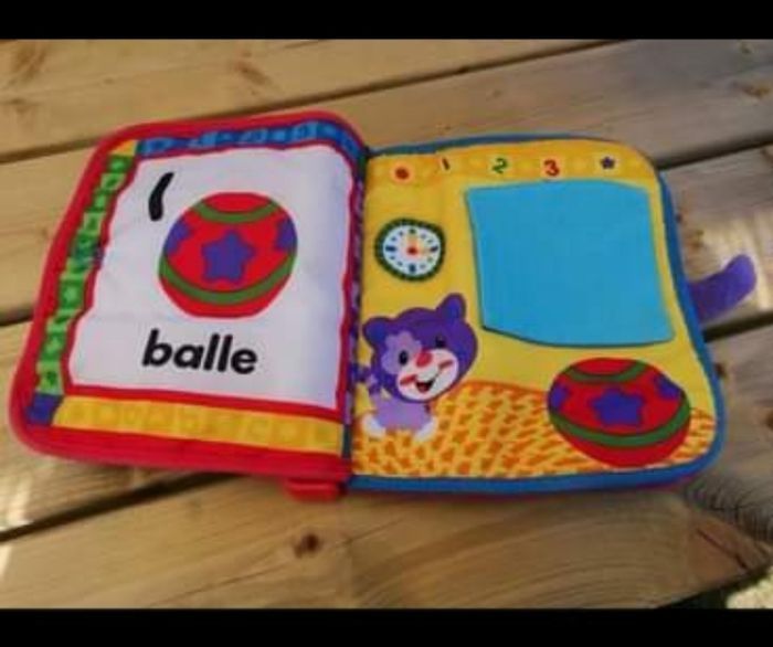 Livre d'éveil interactif Fisher Price - photo numéro 2