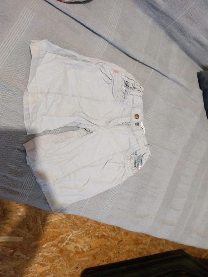 Short bermuda taille 3 ans - photo numéro 2