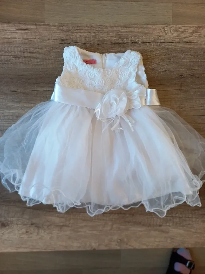 Robe blanche cérémonie 3 Mois