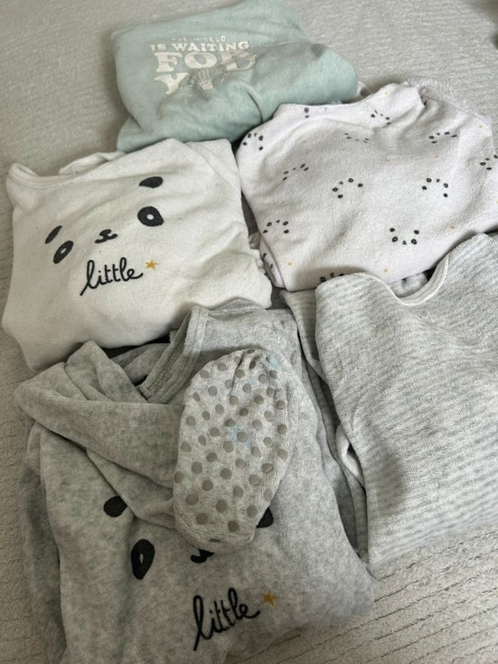Lot de pyjamas en velours 24 mois - photo numéro 4