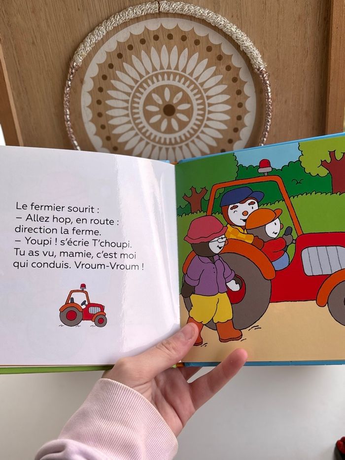Livre tchoupi à la ferme - photo numéro 2