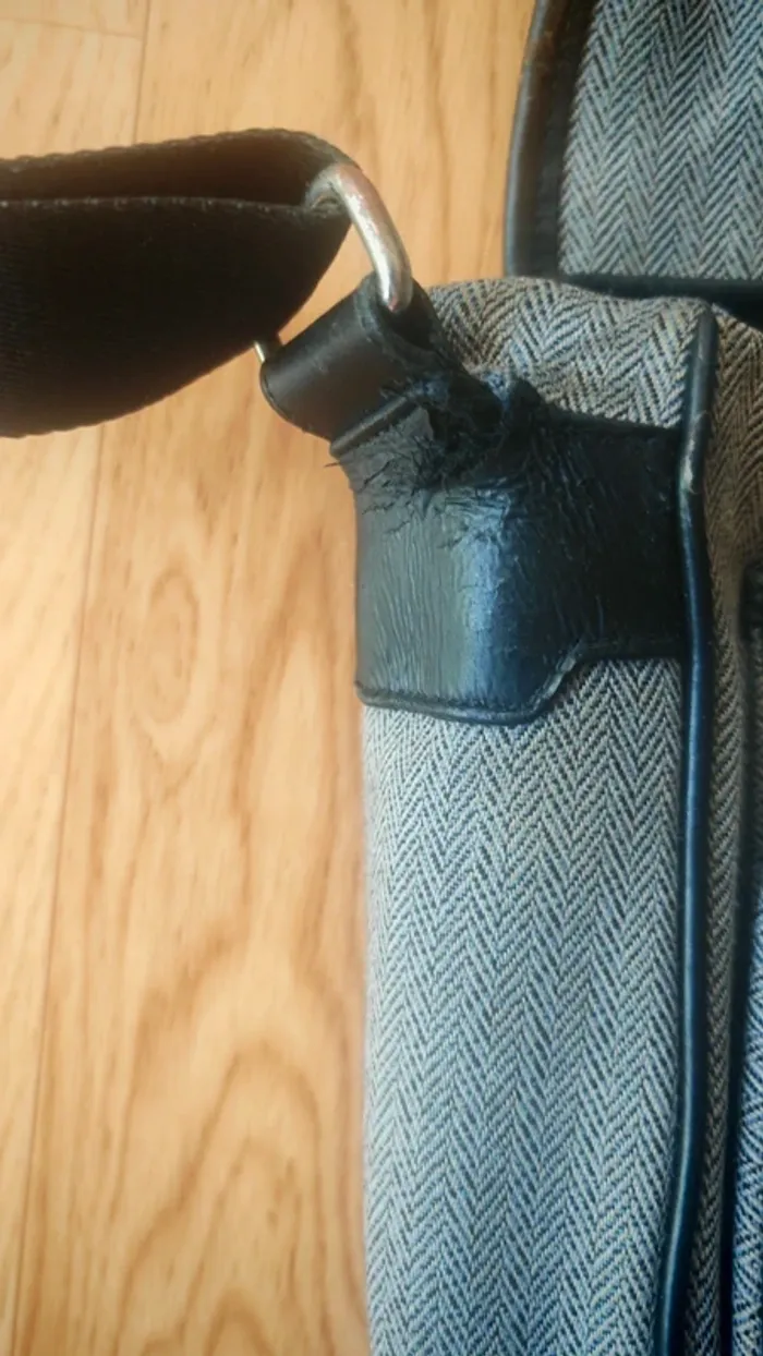 Besace Lancaster en toile - à réparer - photo numéro 5