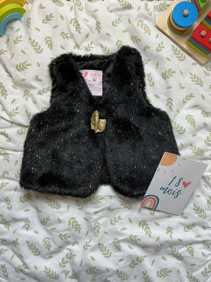 gilet sans manches en fourrure noir à paillettes gémo 18 mois - photo numéro 2