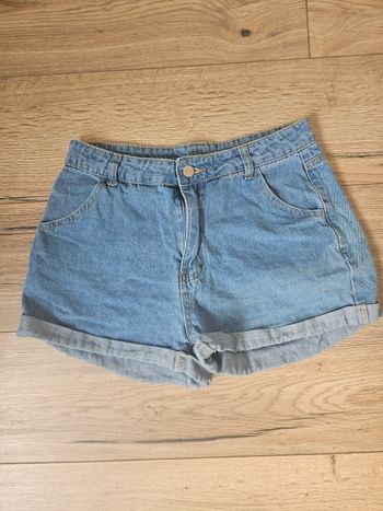 Short en jeans