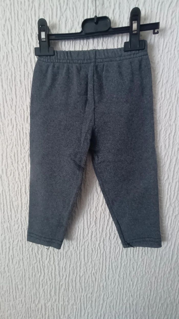 Deux pantalons de pyjamas garçons 3 ans - photo numéro 4