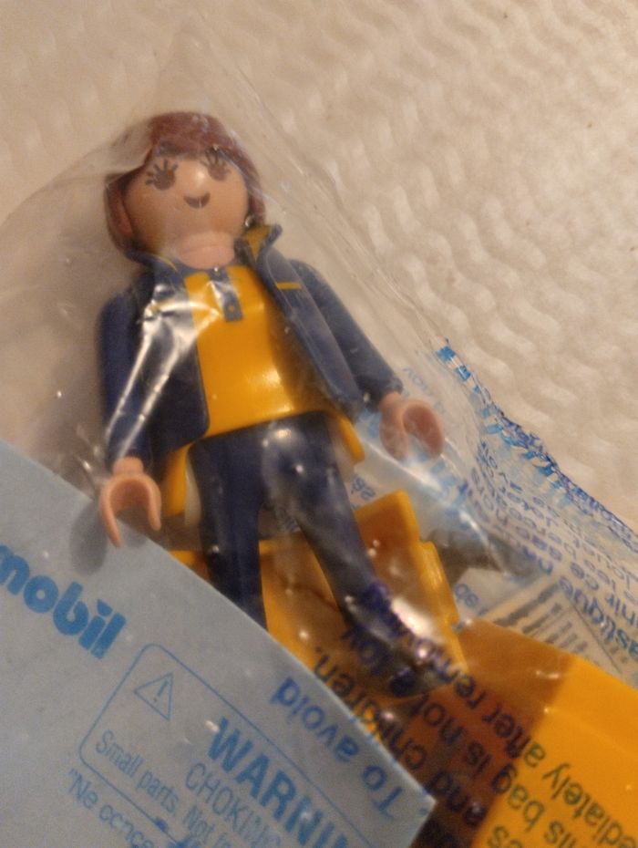 Playmobil facteur à vélo - photo numéro 2