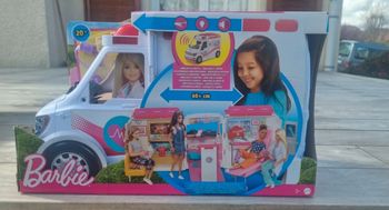 Camion ambulance barbie