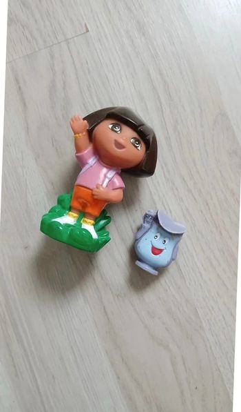 Lot de 2 figurines Dora