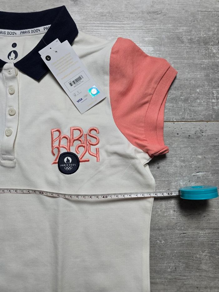 🌟 Polo noir, blanc et corail brodé Officiel des
Jeux Olympiques de Paris 2024-Taille L 🌟 - photo numéro 3