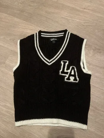Pull sans manche