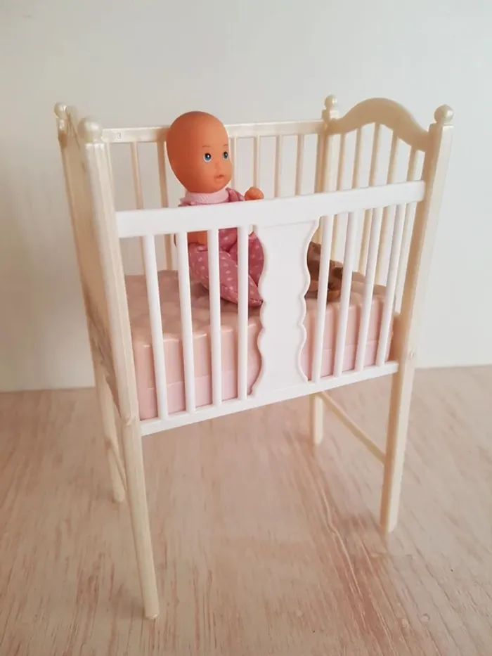 Nurserie Barbie et accessoires - photo numéro 6