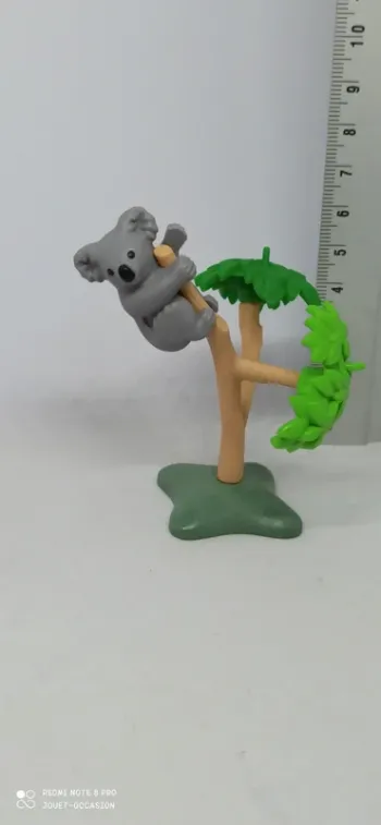 Koala sur son petit arbre eucalyptus playmobil