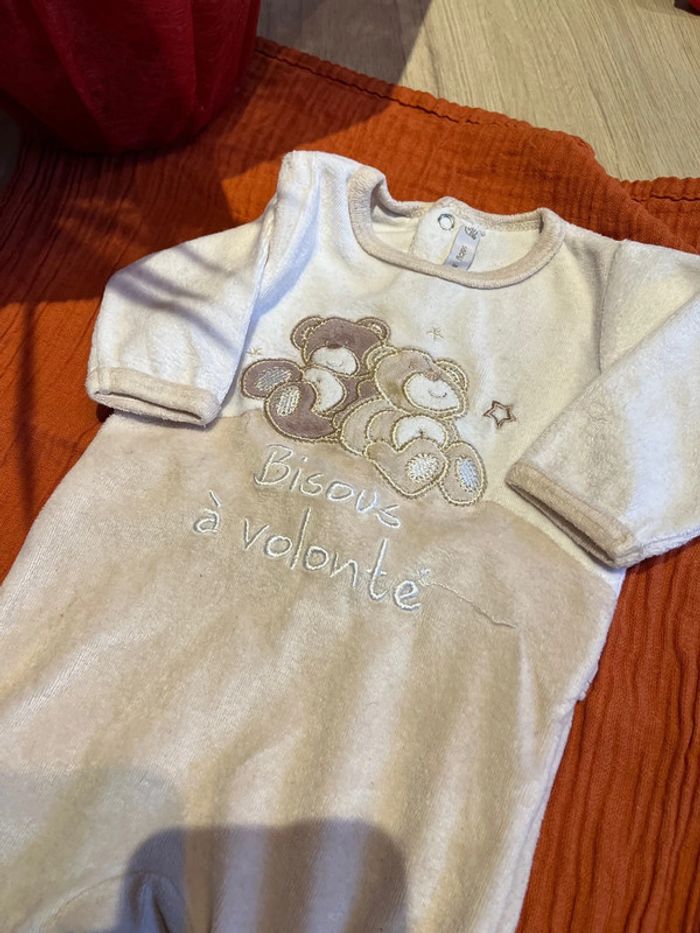 Pyjama Gémo 3mois - photo numéro 2