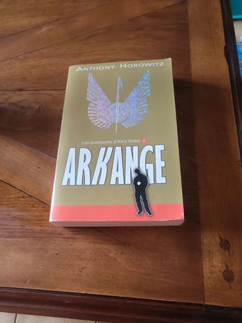Livre Arkange les aventures d'axel rider