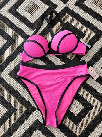 Maillot de bain rose vif à armatures  Taille L 40 Neuf avec étiquette