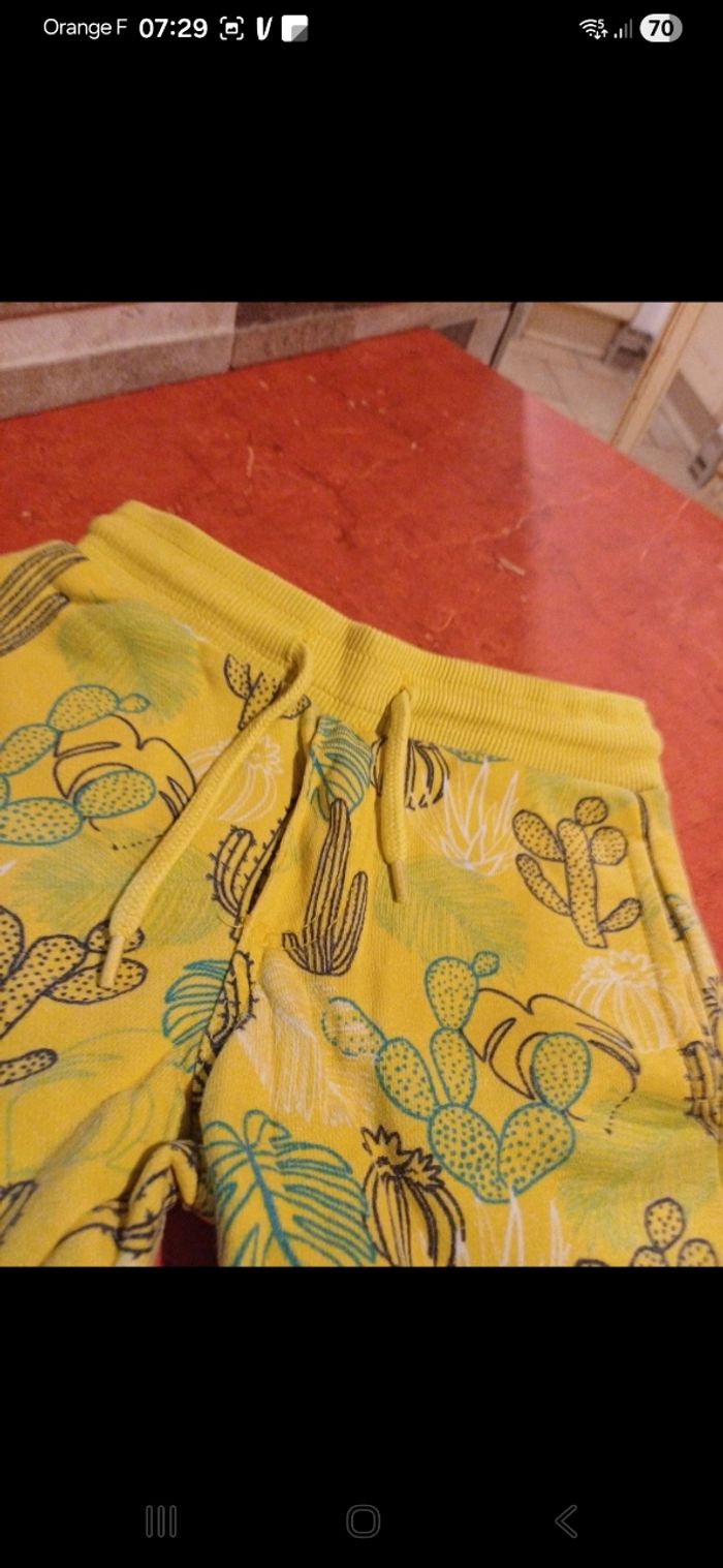 Short garçon taille 3 ans - photo numéro 3