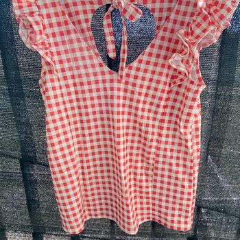 Joli t shirt NafNaf taille XS