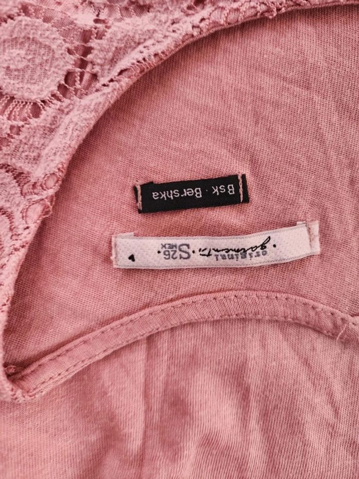 🌸T-shirt Dentelle Rose Bershka Taille 36🌸 - photo numéro 5