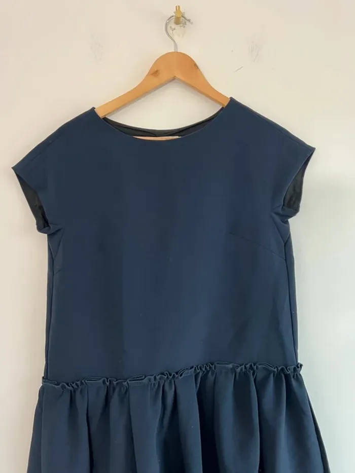 Robe bleu marine - photo numéro 2
