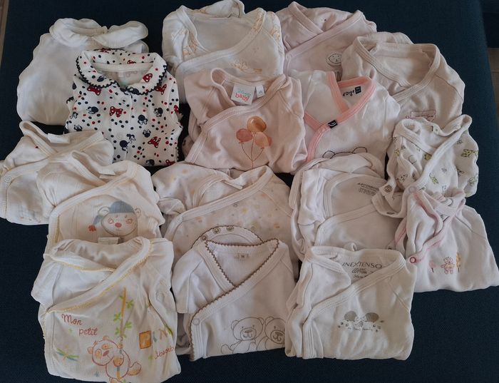 Lot bodies manches longues - 1 mois