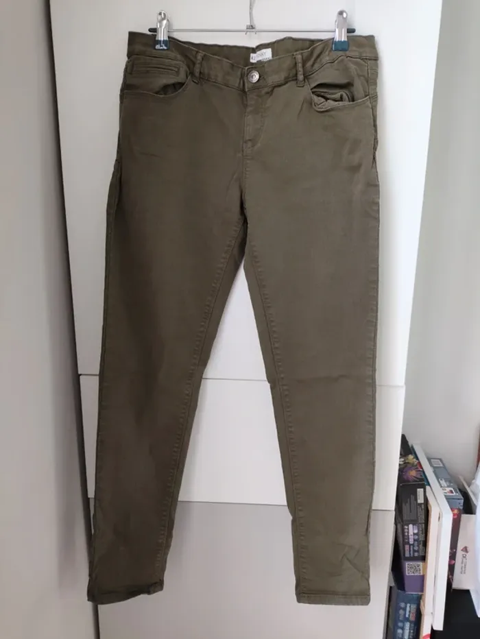 Pantalon skinny kaki femme T42 – coupe droite ajustée - photo numéro 2