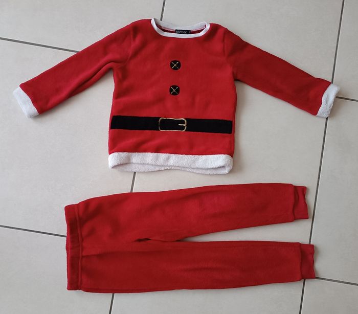 Lot Taille 6 ans - photo numéro 3