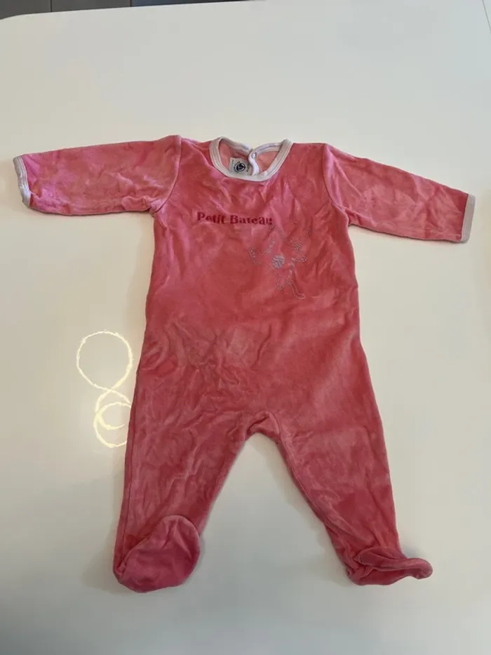 Pyjama velours Petit Bateau rose – Taille 6 mois - photo numéro 2