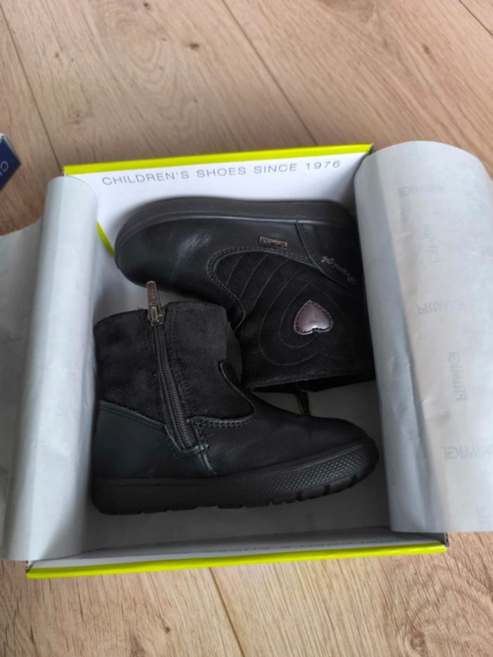 Bottines fille chaudes Primigi noires Taille 22 - photo numéro 6
