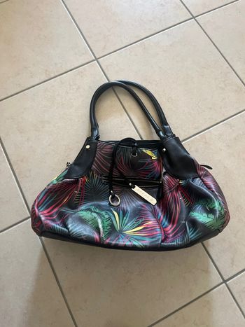 Joli sac noir et motif forêt tropicale breal
