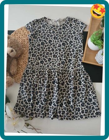 Robe H&M à motifs Taille 6 ans🌿💝