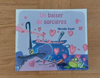 Un baiser de sorcières - lire c'est partir