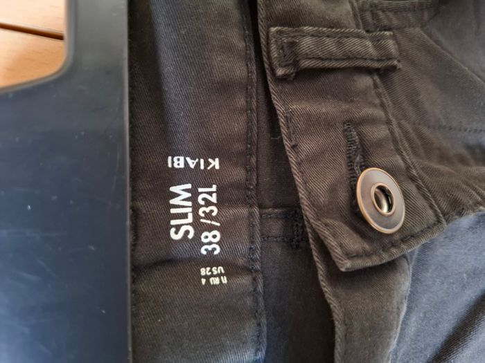 Pantalon slim noir homme, Kiabi, Taille 38 et longueur 32 - photo numéro 2