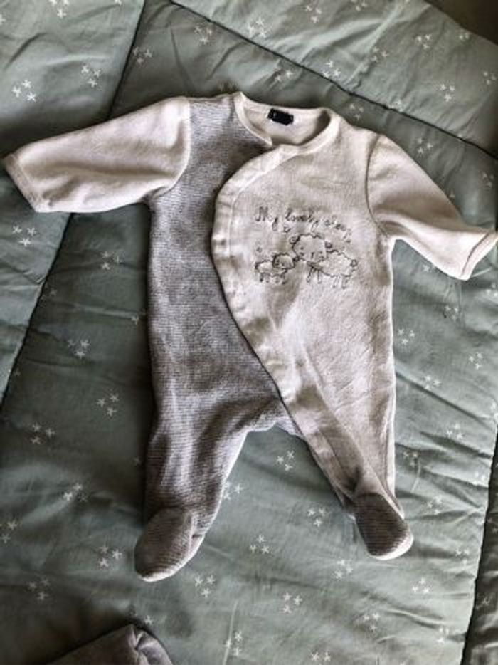 Pyjama 1 mois - photo numéro 6