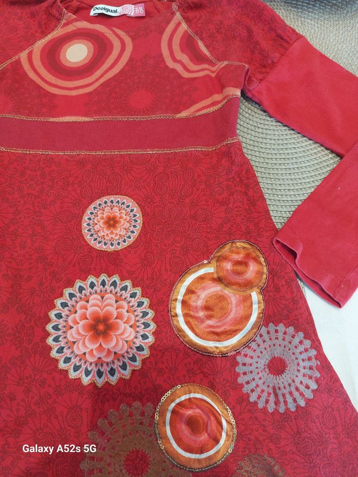 Robe desigual fille taille 7/8 ans - photo numéro 3