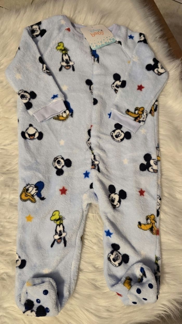 NEUF!!! (non porté)🏷🤩😍👌 superbe surpyjama polaire 12 mois garçon Disney💙💙💙 - photo numéro 2