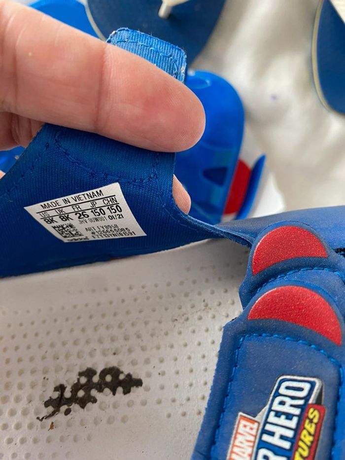 Lot de 3 paire de sandalette ,claquette garçon 25/26 - photo numéro 9