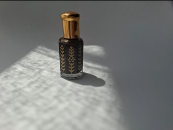 🌿 Musc Aswad (Noir) Pur et authentique 12ml - à bille 🇸🇦