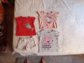 Lot de vêtements fille taille 2a