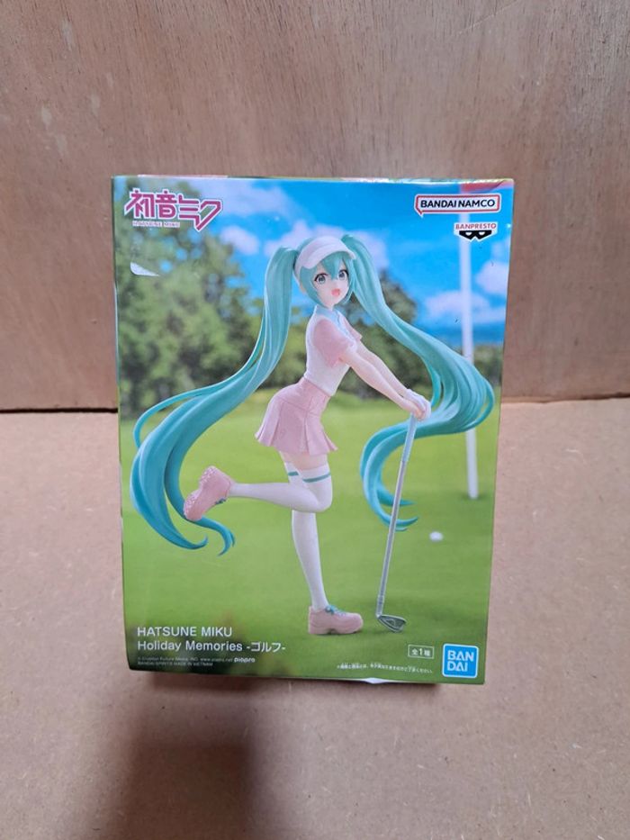 Hatsune miku figurine manga banpresto