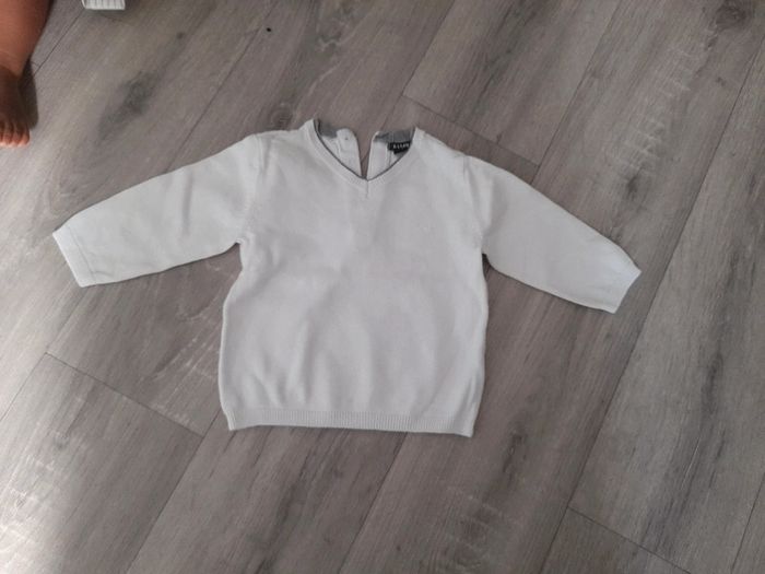 Pull blanc 9 mois