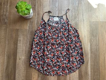- Débardeur Erinly - Taille S - Très bon état 