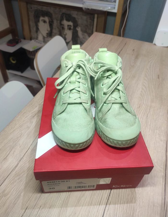 Chaussures kickers cuir 30 vert clair pailletées portées 1 fois - photo numéro 3