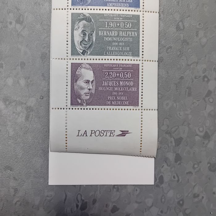 Timbres personnages - photo numéro 3